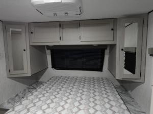 Apex Ultra-Lite 300BHS Photo