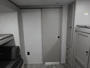 Apex Ultra-Lite 300BHS Photo