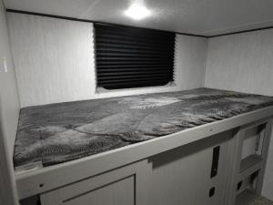 Apex Ultra-Lite 300BHS Photo