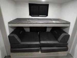 Apex Ultra-Lite 300BHS Photo