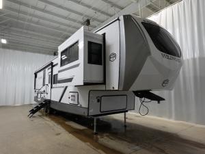 Wildwood Heritage Glen Elite Series 36FL Photo