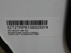 Tracer 250BH Photo