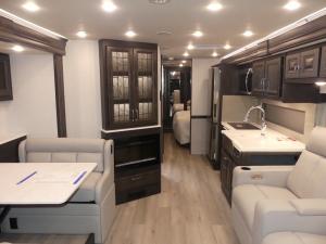 Nautica 33TL Photo