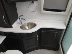 Nautica 33TL Photo