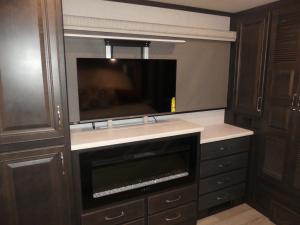Nautica 33TL Photo