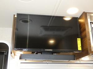 Navion 24V Photo