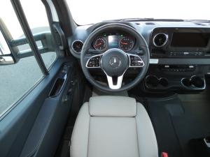 Navion 24V Photo