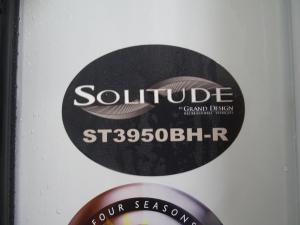 Solitude S-Class 3950BH-R Photo