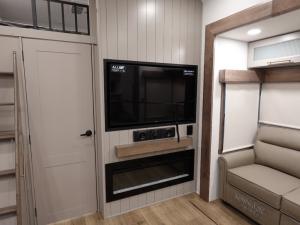Paradigm 395DS Photo
