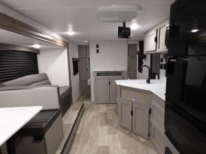 Clipper 6K Series 262DBS Photo