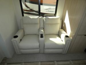 Tracer 255DS Photo