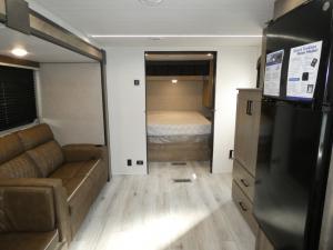 Springdale 266DECK Photo