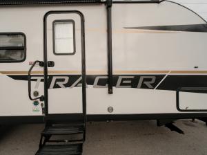 Tracer 270BHSLE Photo