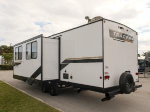 Tracer 270BHSLE Photo