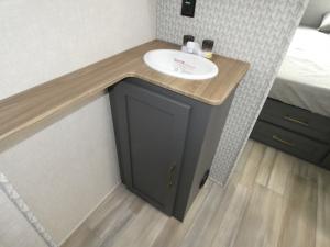 IBEX 25RBH Photo