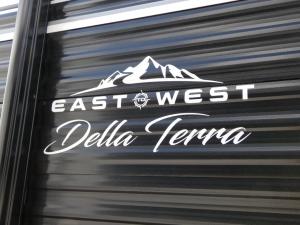Della Terra LE 181BHSLE Photo