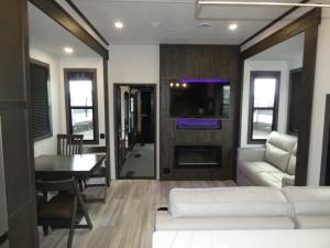 Fuzion 442 Photo