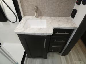 Fuzion 442 Photo