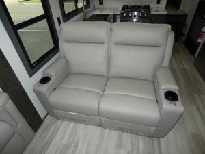 Fuzion 442 Photo