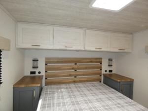 Crusader 250RLX Photo