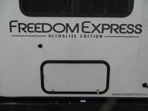 Freedom Express Ultra Lite 298FDS Photo