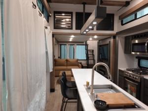 Impression 44STAY Photo