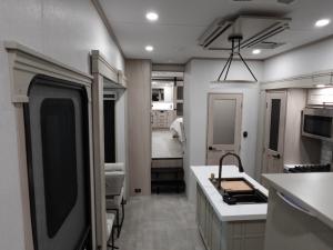 Solitude 380FL Photo