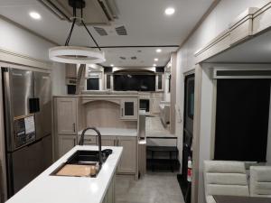 Solitude 380FL Photo