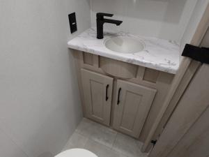 Solitude 380FL Photo