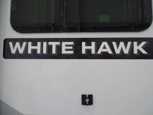 White Hawk 32BH Photo