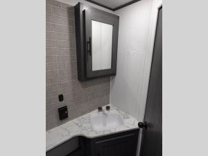 Aspen Trail LE 23BH Photo