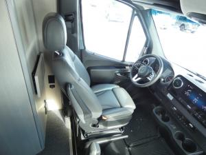 Strada-ion Lounge AWD Photo