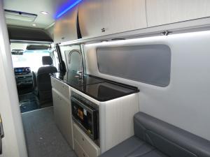 Strada-ion Lounge AWD Photo