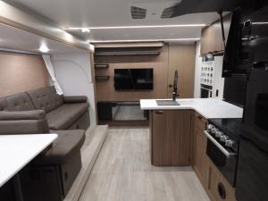 Wildwood X-Lite 263BHXL Photo