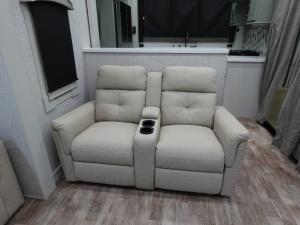 Regency 3881FKL Photo
