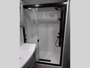 Regency 3881FKL Photo