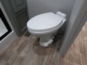 Regency 3881FKL Photo