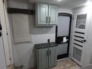 Regency 3881FKL Photo