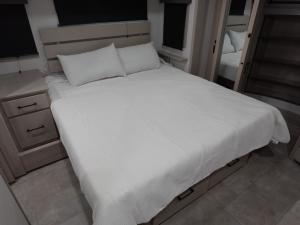 Solitude 388MBS Photo