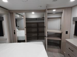 Solitude 388MBS Photo
