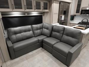 Solitude 388MBS Photo