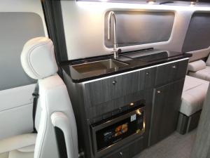 Strada-ion Lounge AWD Photo