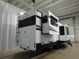 Solitude 376RD Photo