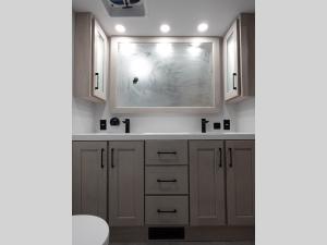 Solitude 376RD Photo