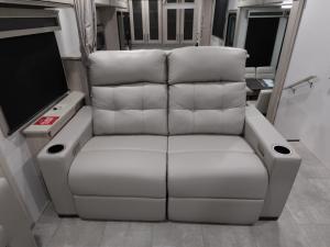 Solitude 376RD Photo