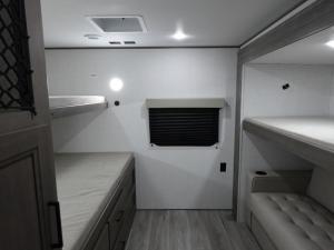 Transcend 335BHT Photo