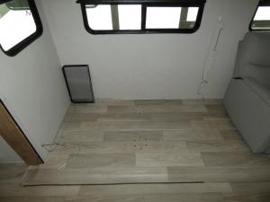 Crusader 382MBH Photo