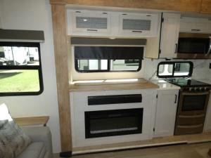 Crusader 382MBH Photo
