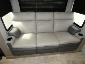 Momentum G-Class 31G Photo