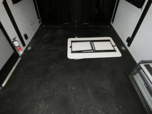 Momentum G-Class 31G Photo